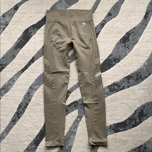 Gymshark Flawless Knit Tights in Khaki